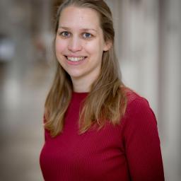 Pasfoto van Carine van der Boog