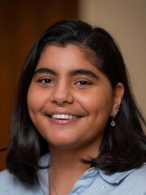 Pasfoto van Iva Ozsen